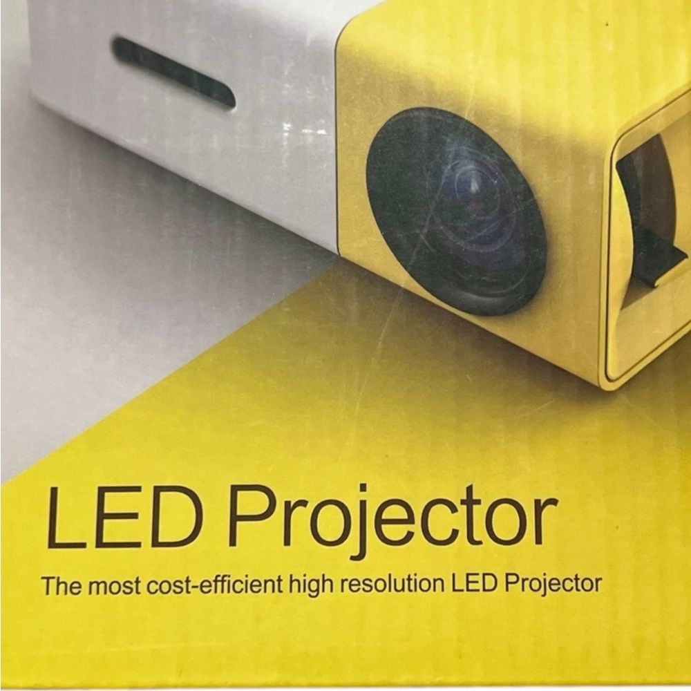 Mini high resolution LED Projector - Picture 8 of 8